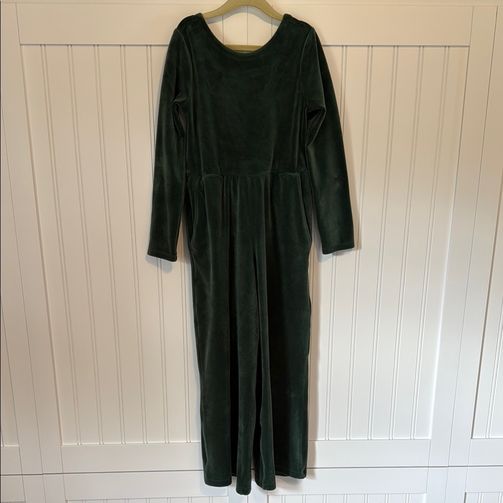 Tea Collection Green Velour Velvet Long Sleeve Pants One-Piece Onesie Size 8